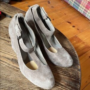 Cinti  Made in Italy Elegant Wedge Taupe Suede Women's Shoes